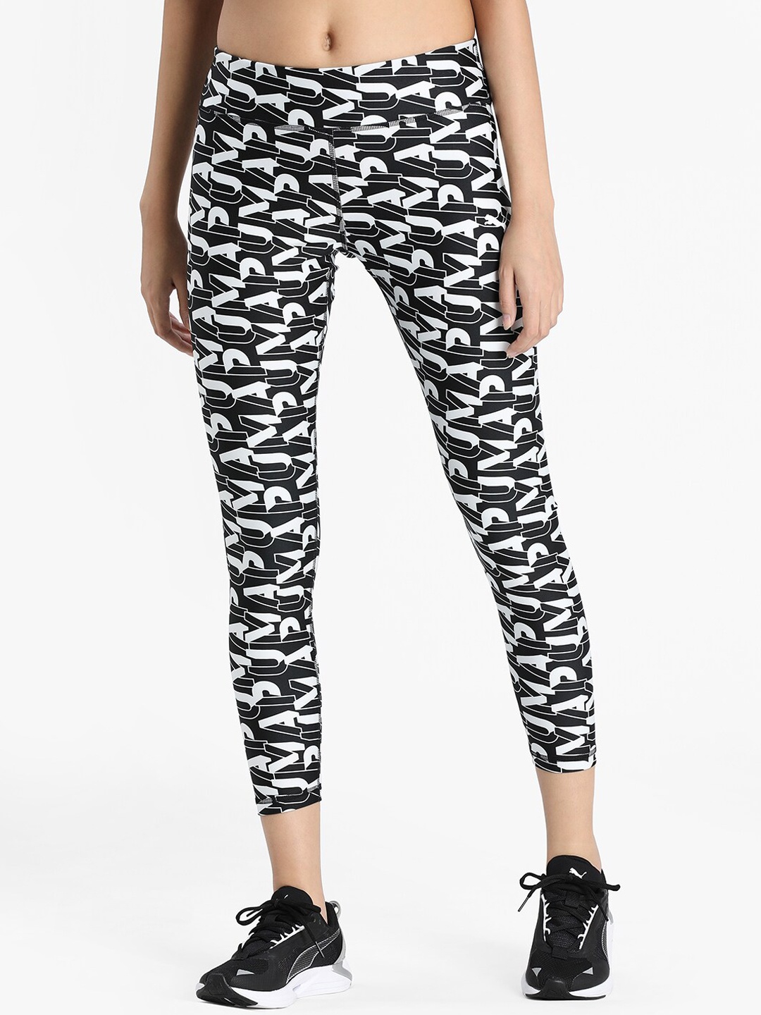 

Puma Women Black & White Printed Sports Tight