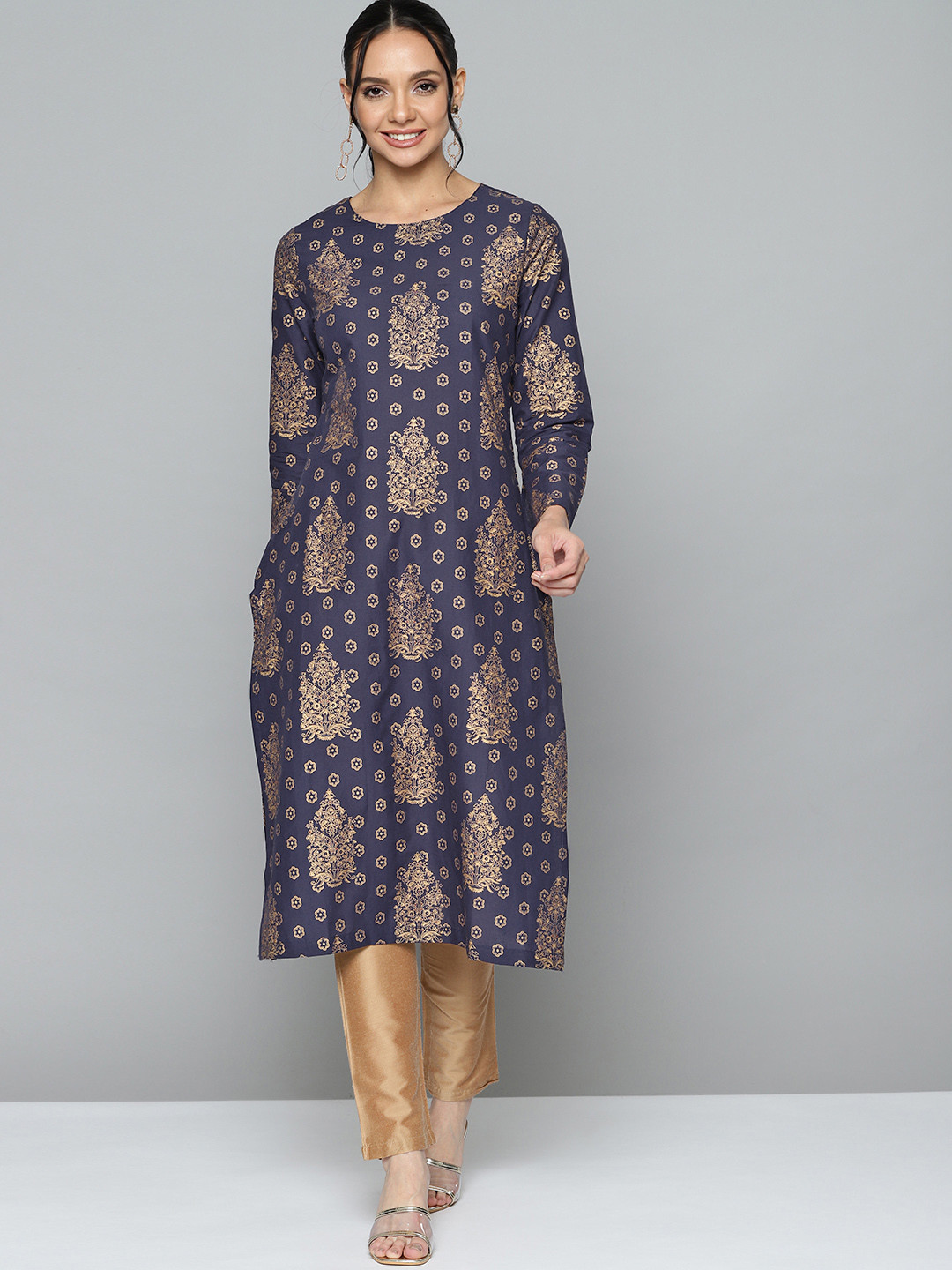 

HERE&NOW Women Navy Blue & Golden Pure Cotton Ethnic Motifs Print Kurta
