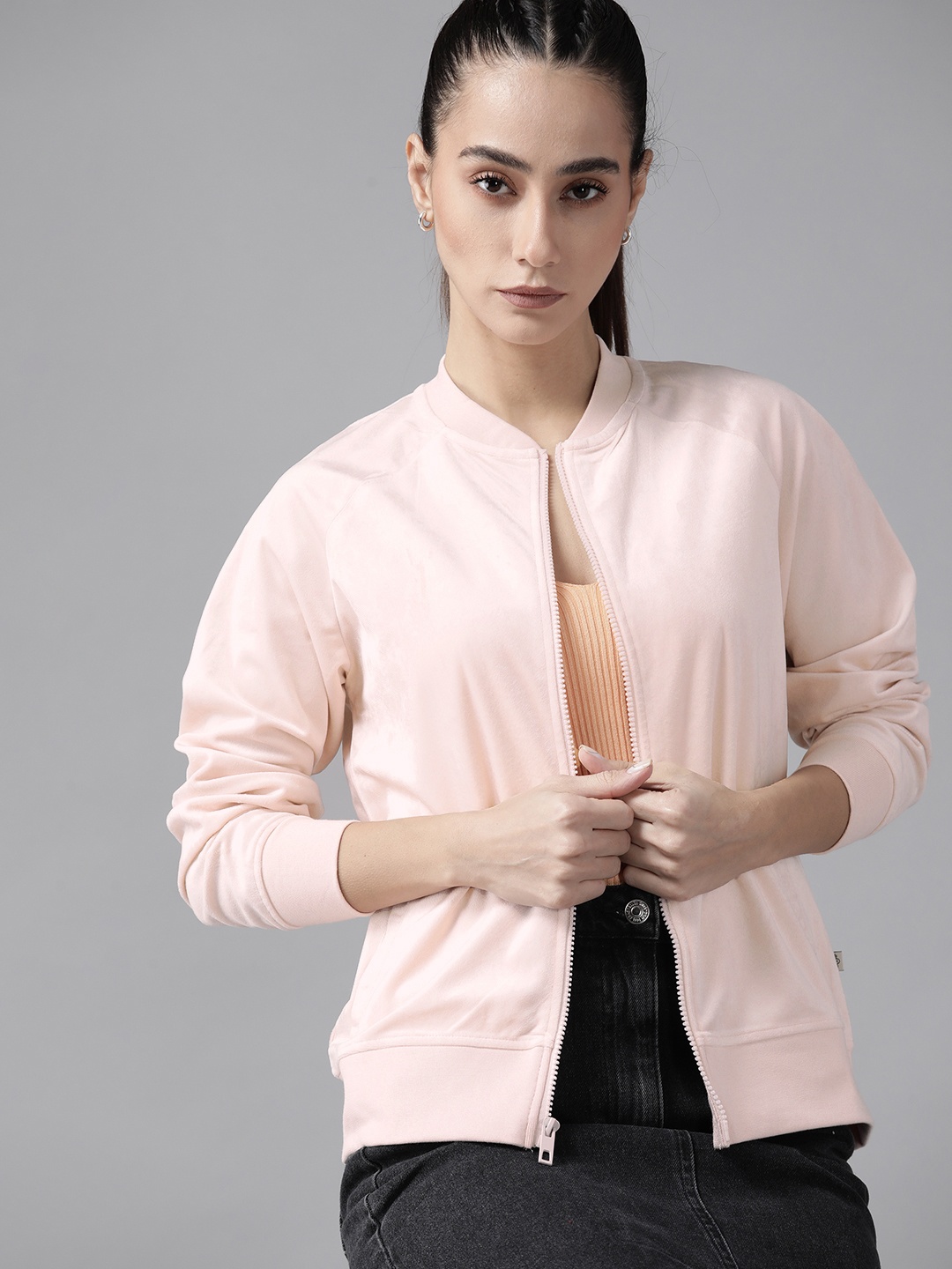

Roadster Women Peach-Coloured Velvet Finish Sweatshirt