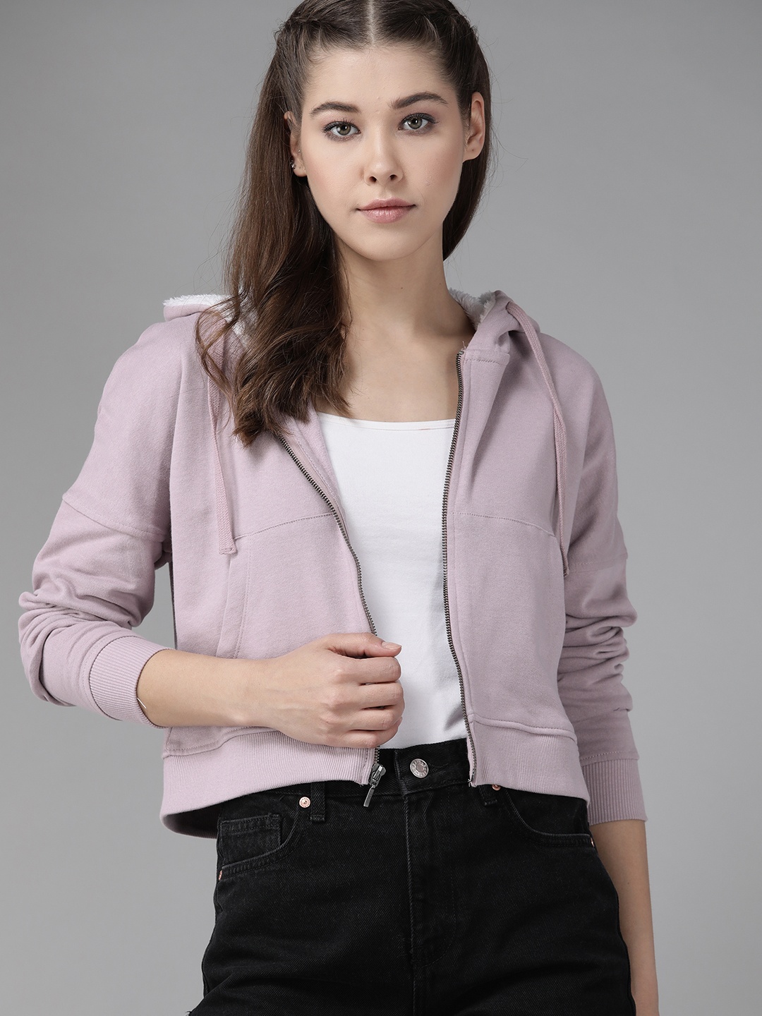 

Roadster Women Lavender Solid Hooded Sweatshirt