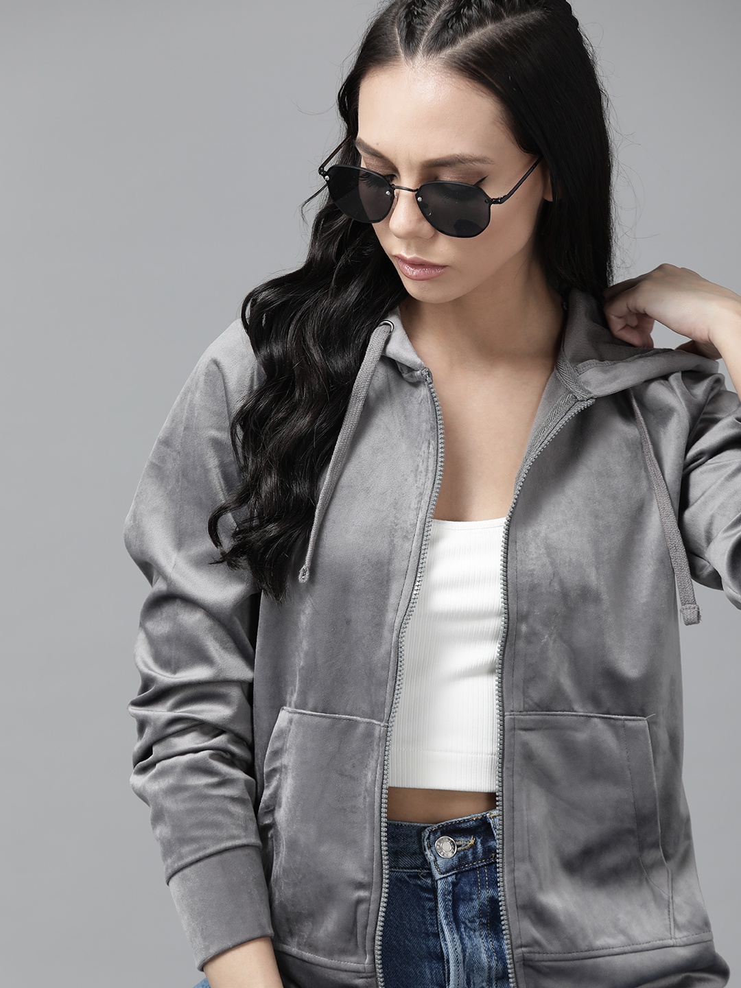 

Roadster Women Charcoal Grey Solid Velour Hooded Sweatshirt