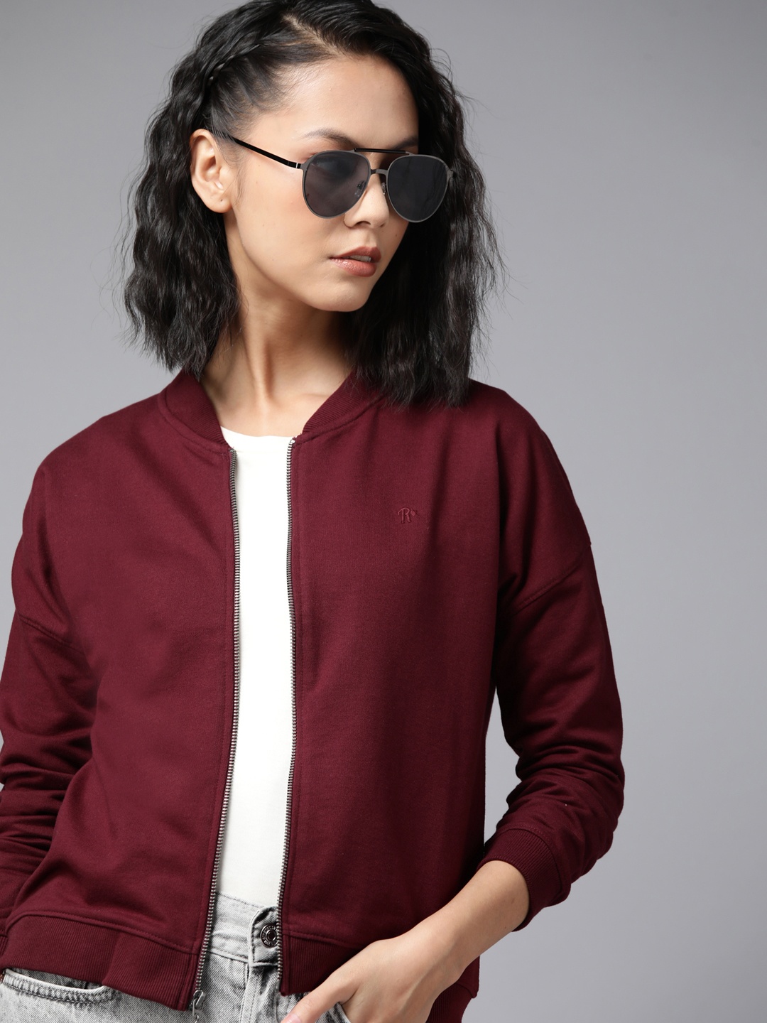 

The Roadster Lifestyle Co. Women Maroon Solid Knitted Sweatshirt
