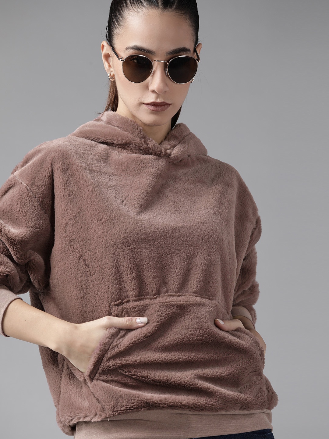 

Roadster Women Mauve Faux Fur Hooded Sweatshirt