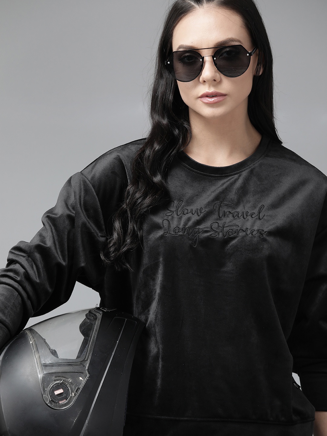 

Roadster Women Black Velour Embroidered Sweatshirt
