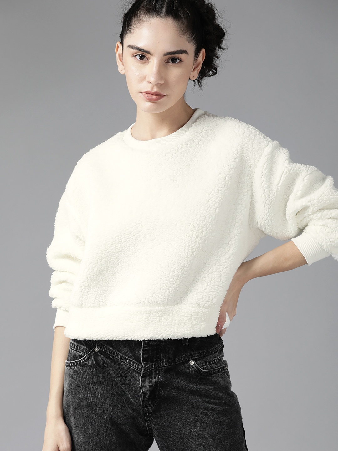 

Roadster Women White Solid Sherpa Sweatshirt