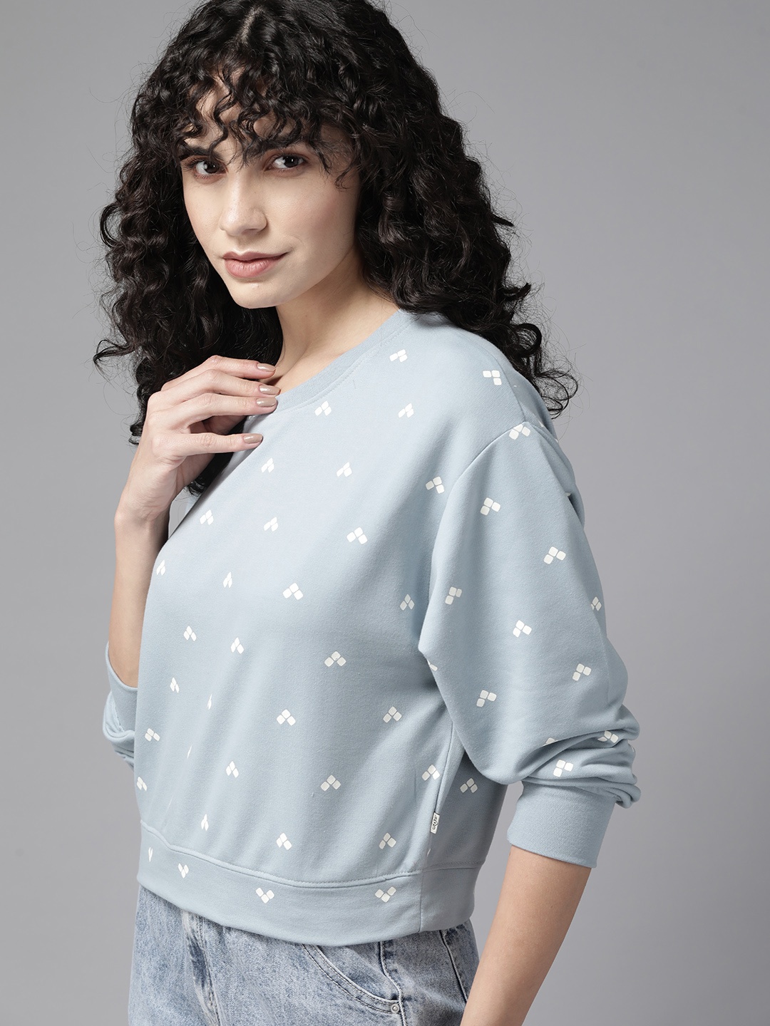 

The Roadster Lifestyle Co. Women Blue & White Printed Sweatshirt