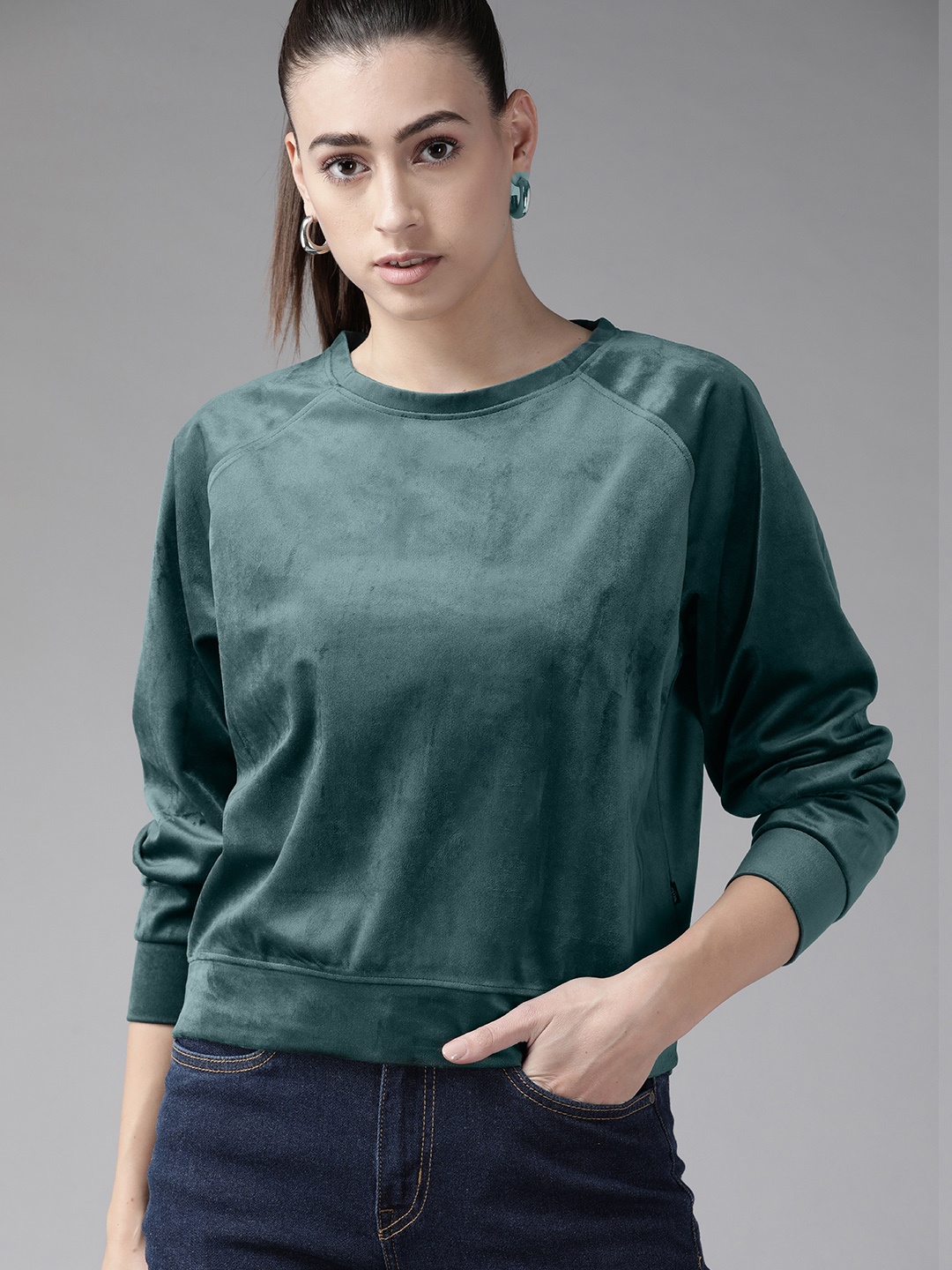 

Roadster Women Green Solid Velour Sweatshirt