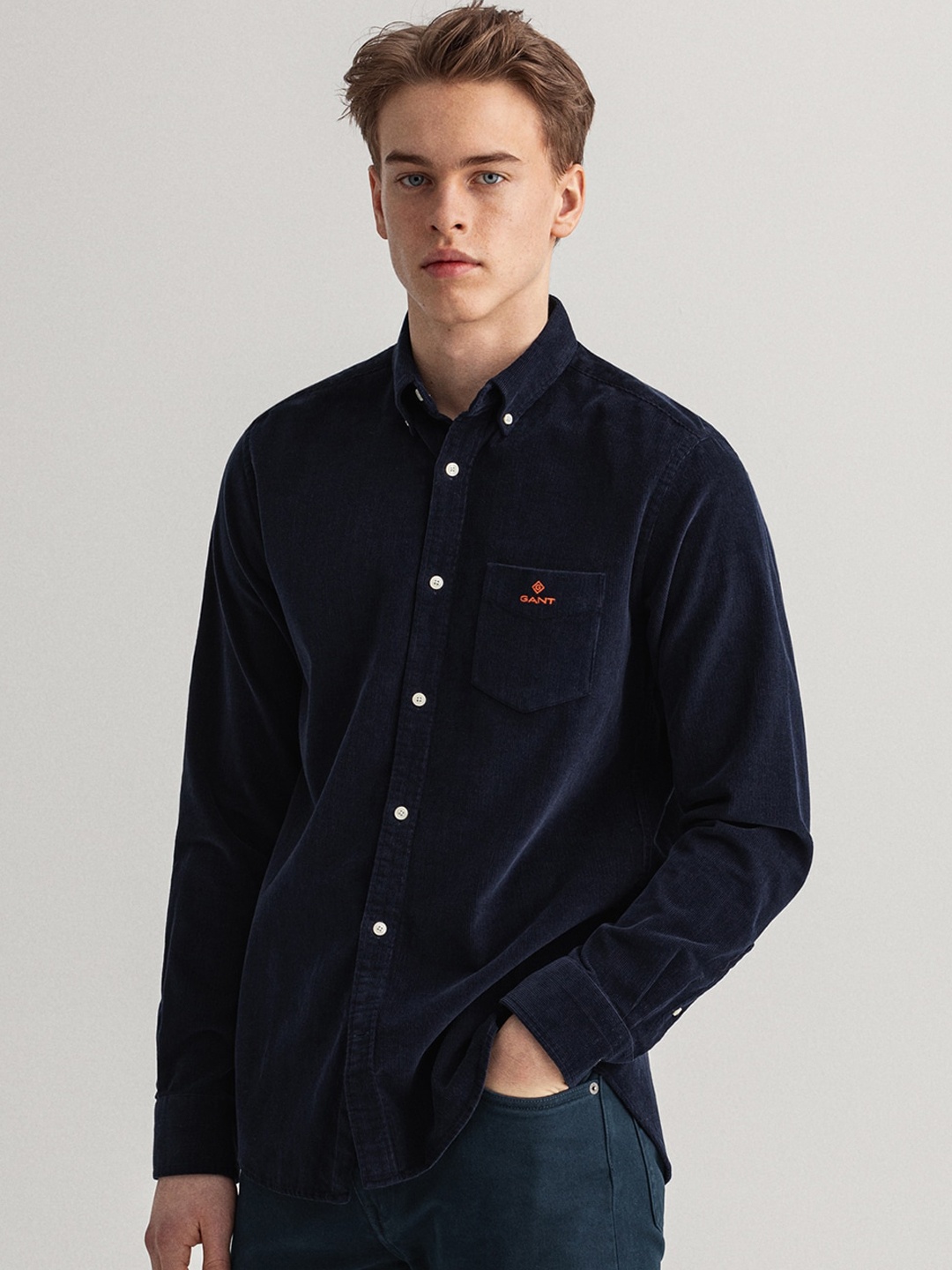 

GANT Men Navy Blue Opaque Cotton Casual Shirt