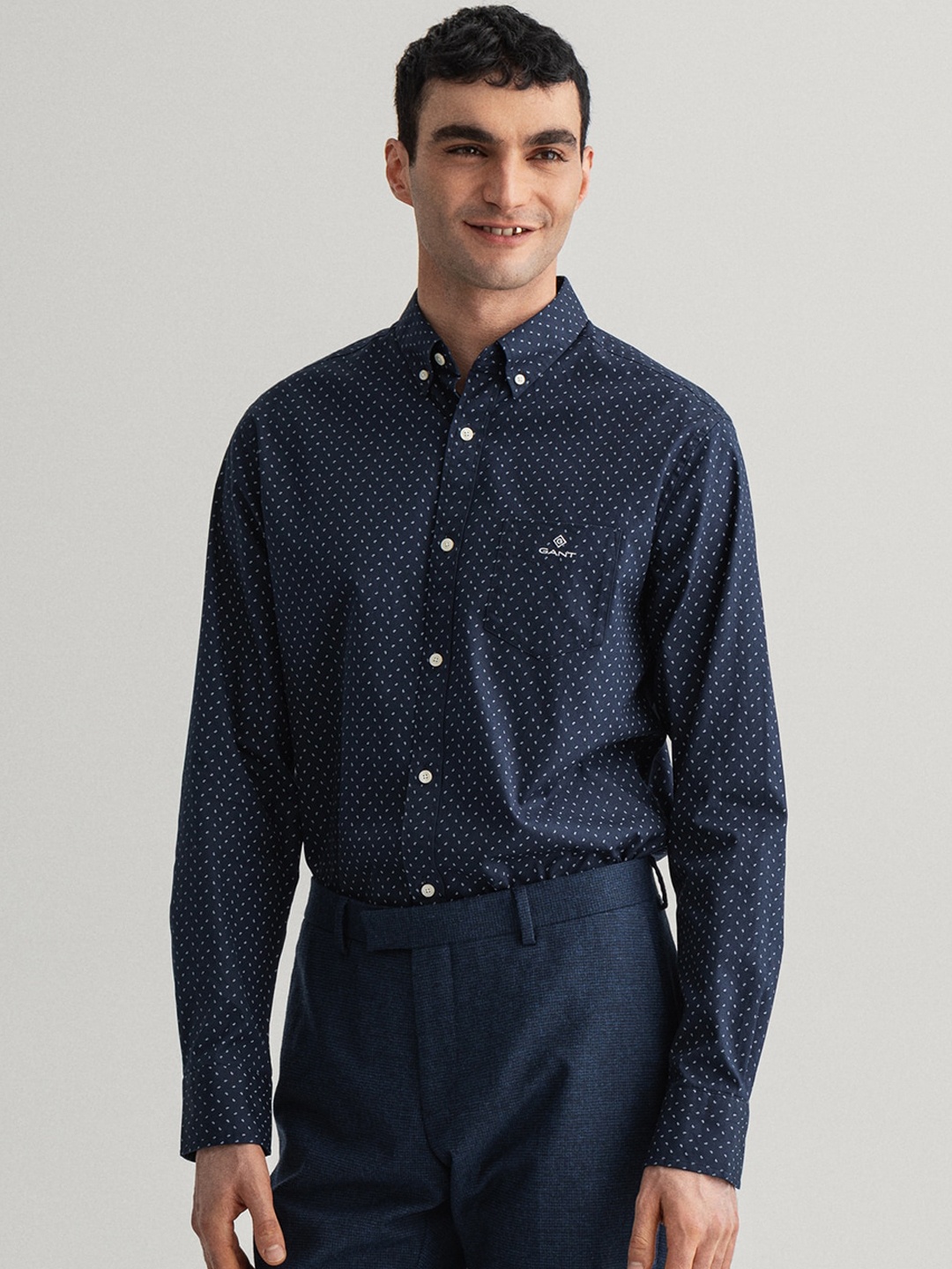 

GANT Men Navy Blue Opaque Printed Cotton Formal Shirt