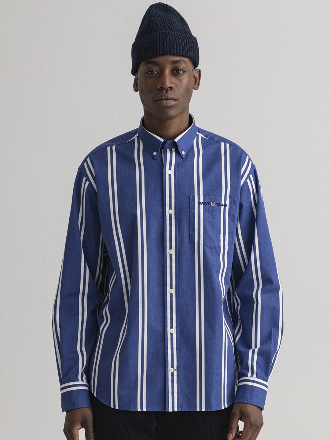 

GANT Men Blue & White Opaque Striped Cotton Casual Shirt