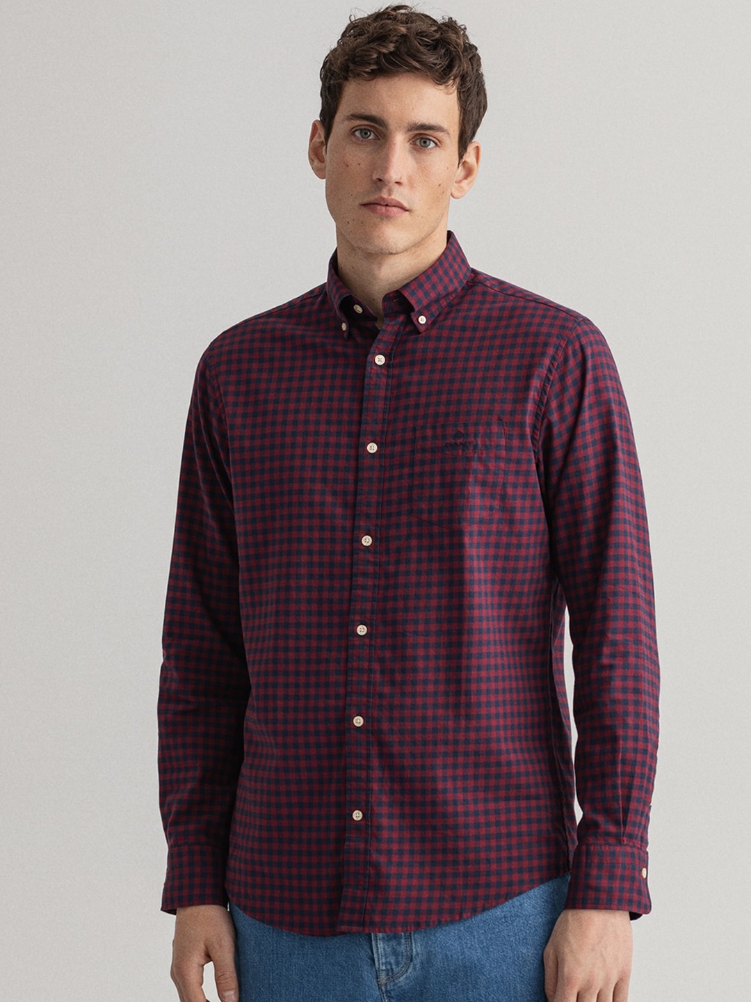 

GANT Men Maroon & Navy Blue Gingham Checks Opaque Checked Cotton Casual Shirt
