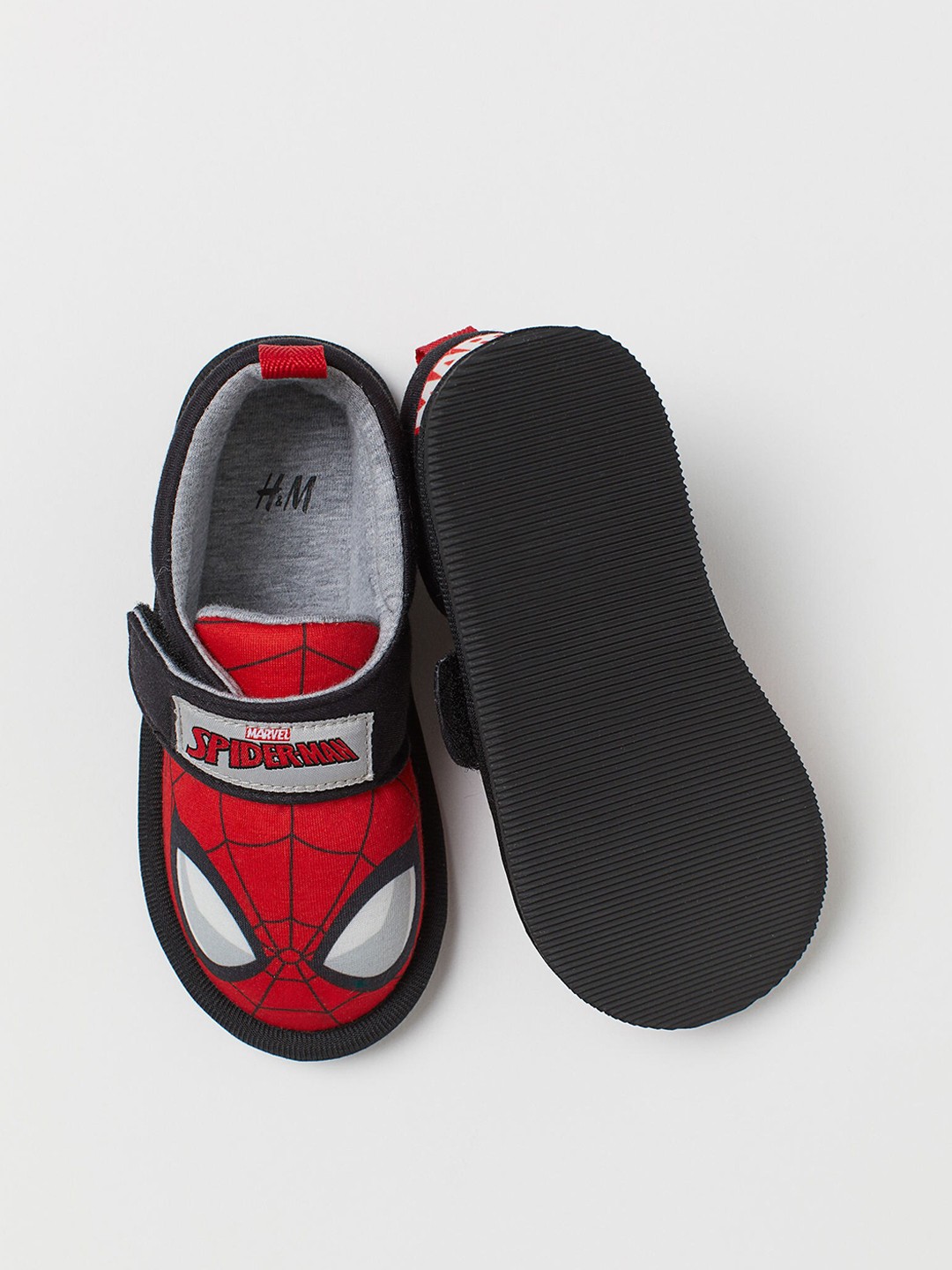 

H&M Boys Red Jersey Indoor Shoes