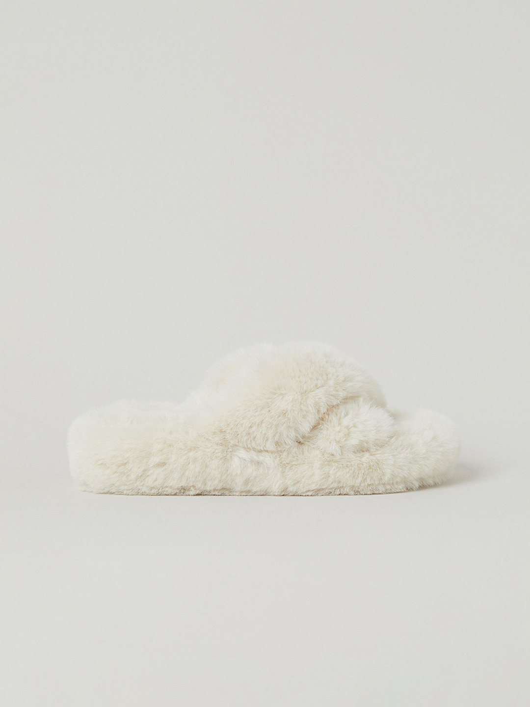 

H&M Womens White Faux Fur Slippers