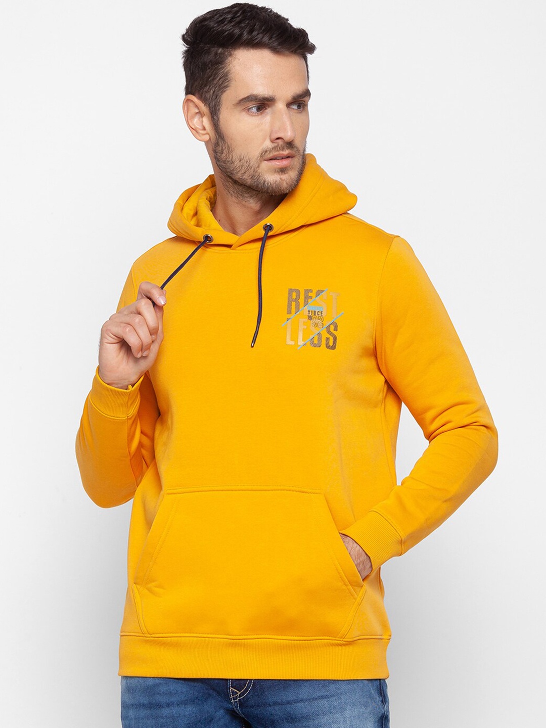 

SPYKAR Men Yellow Sweatshirt