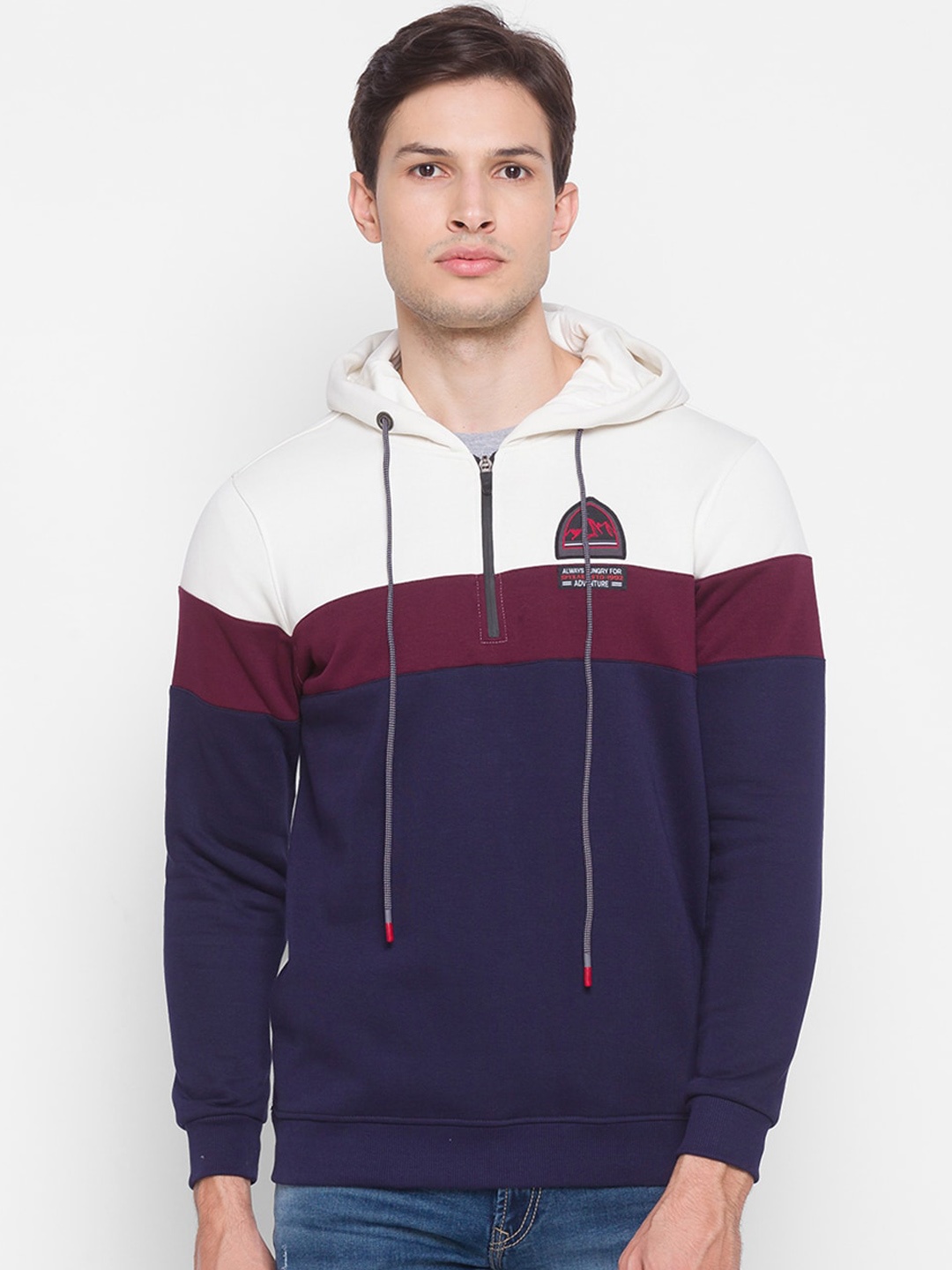 

SPYKAR Men White & Navy Blue Colourblocked Hooded Sweatshirt