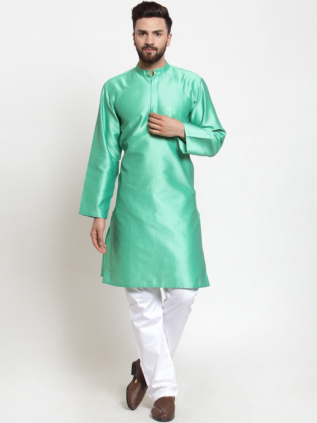 

NEUDIS Men Green Regular Dupion Silk Kurta with Pyjamas