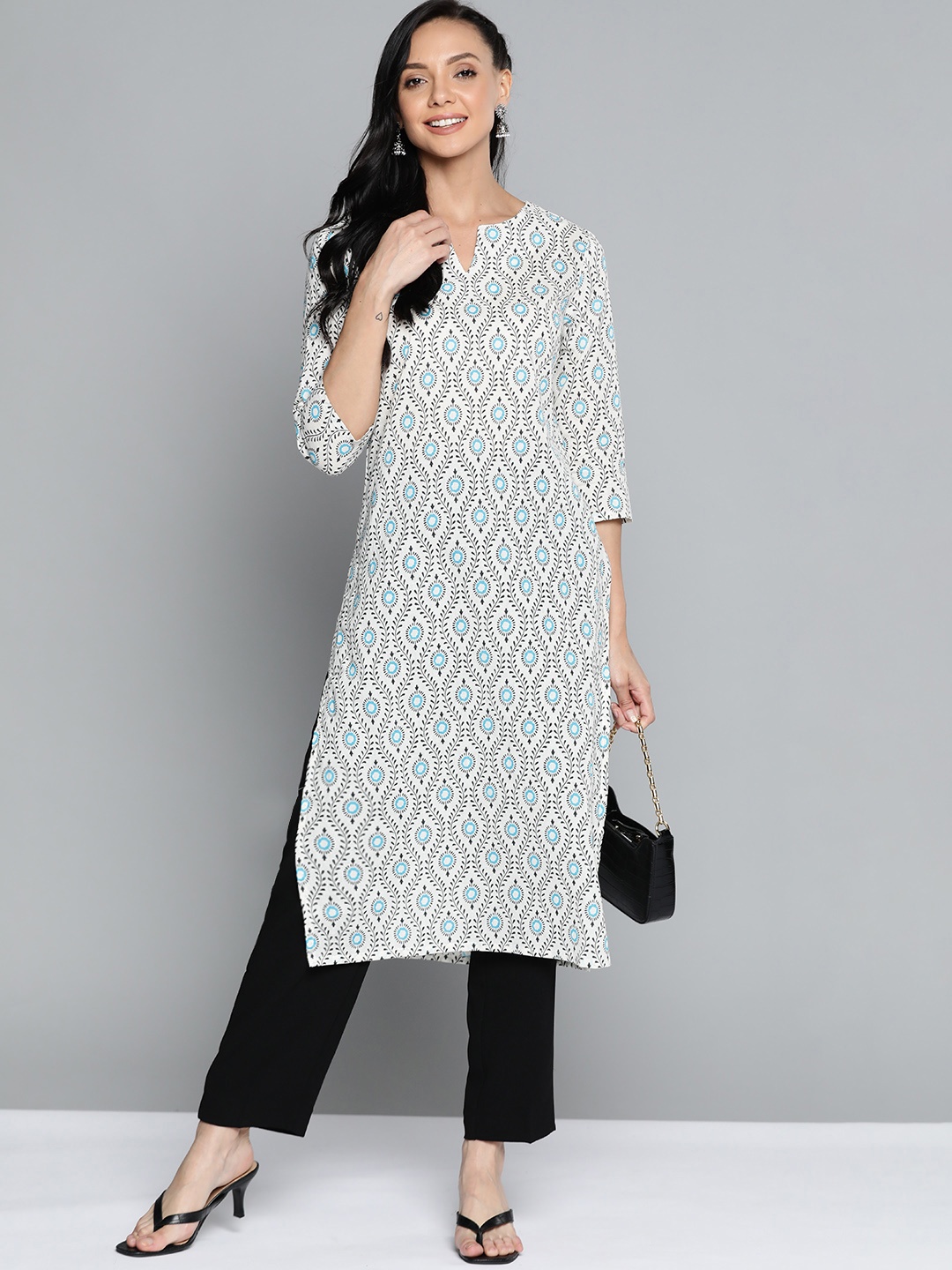 

HERE&NOW Women White & Black Pure Cotton Printed Straight Kurta