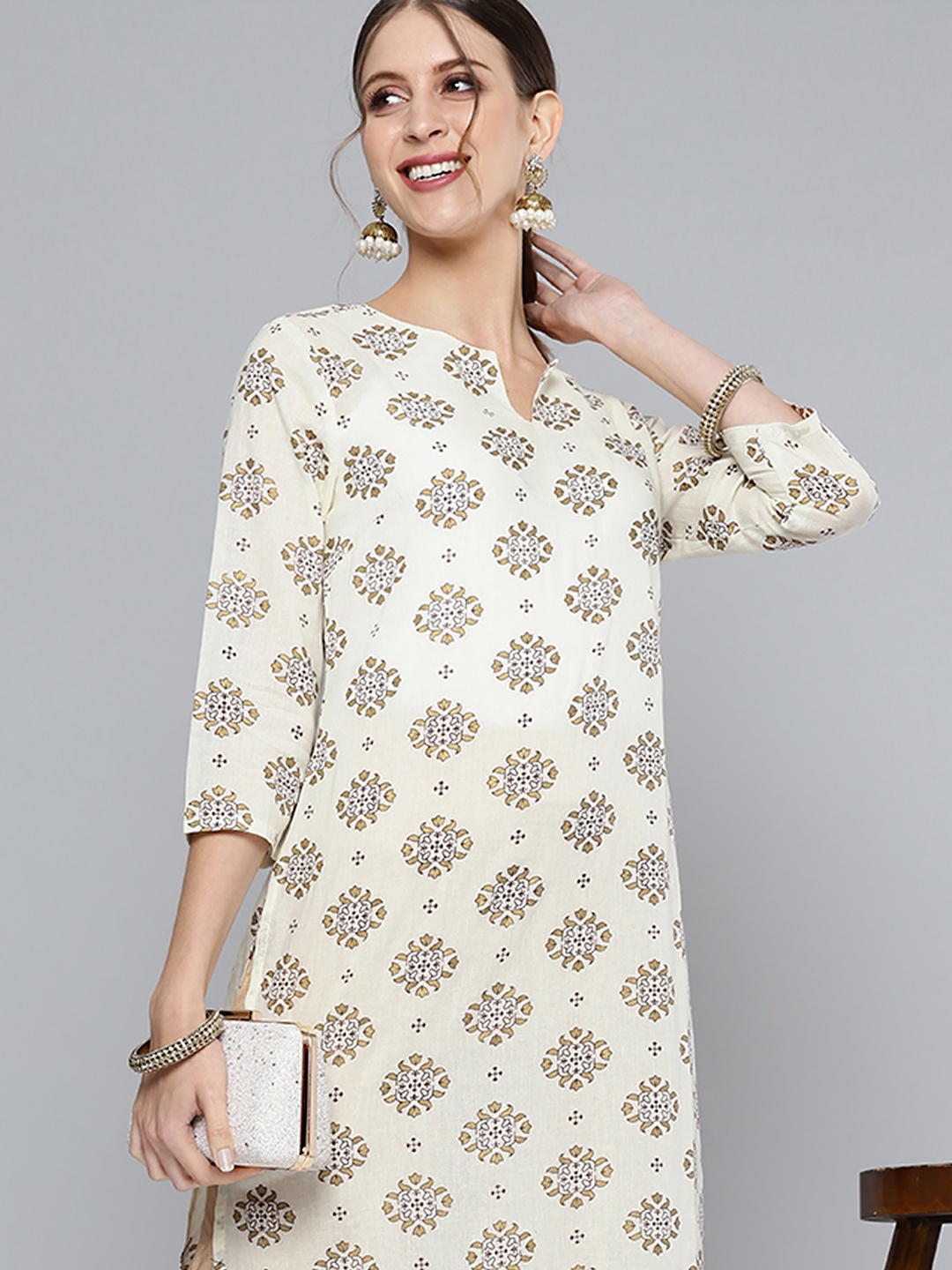 

HERE&NOW Women Cream-Coloured & Maroon Ethnic Motifs Printed Pure Cotton Kurta