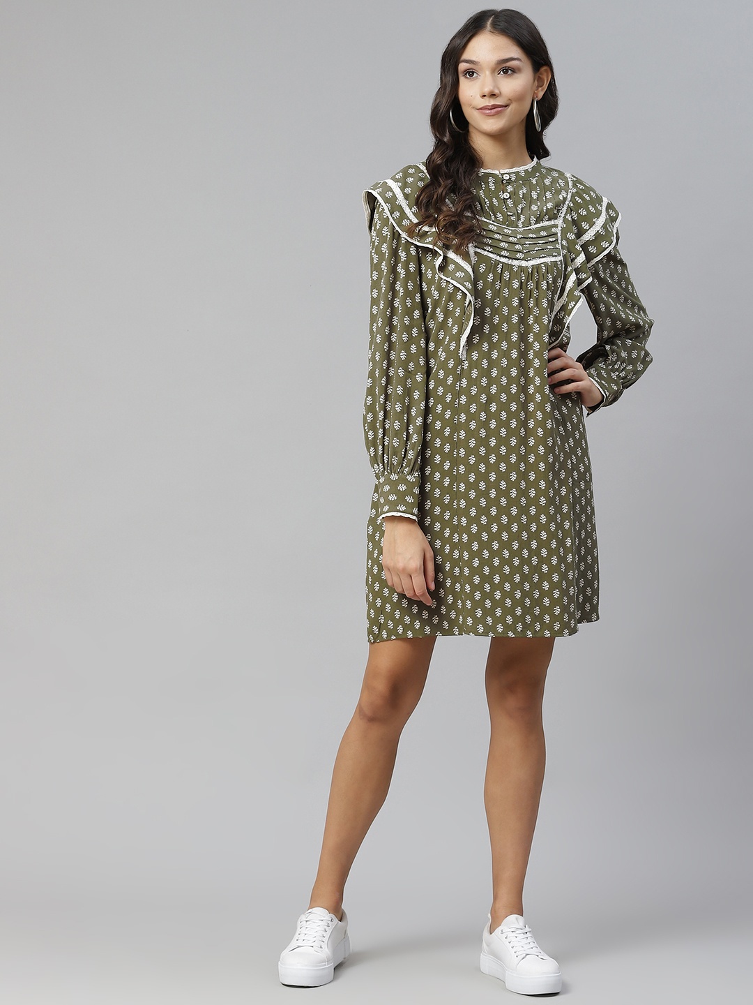 

Marks & Spencer Green & White Cotton Ethnic Motifs A-Line Dress