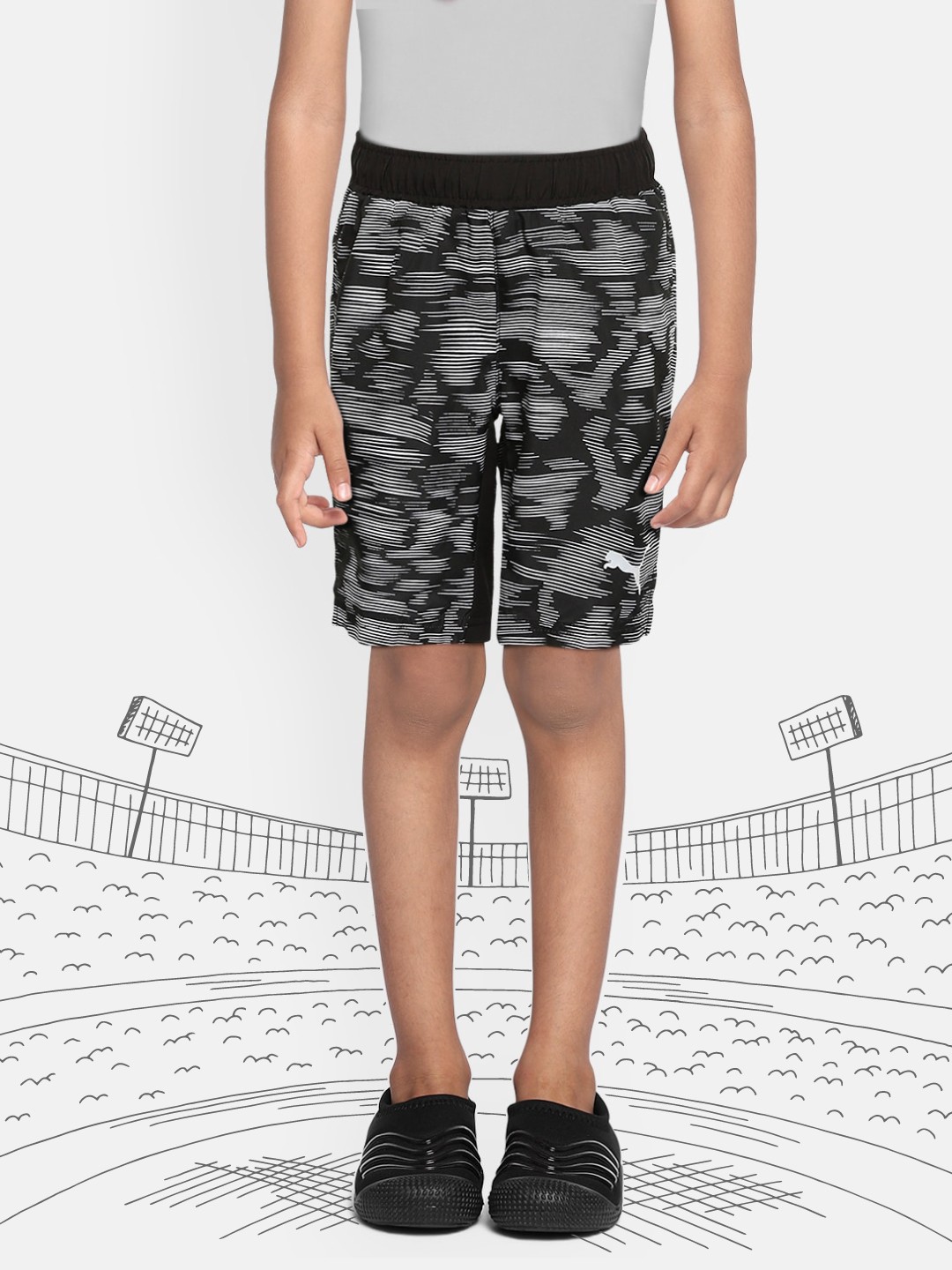 

Puma Boys Black & White Active Woven Printed Regular Fit Sports Shorts