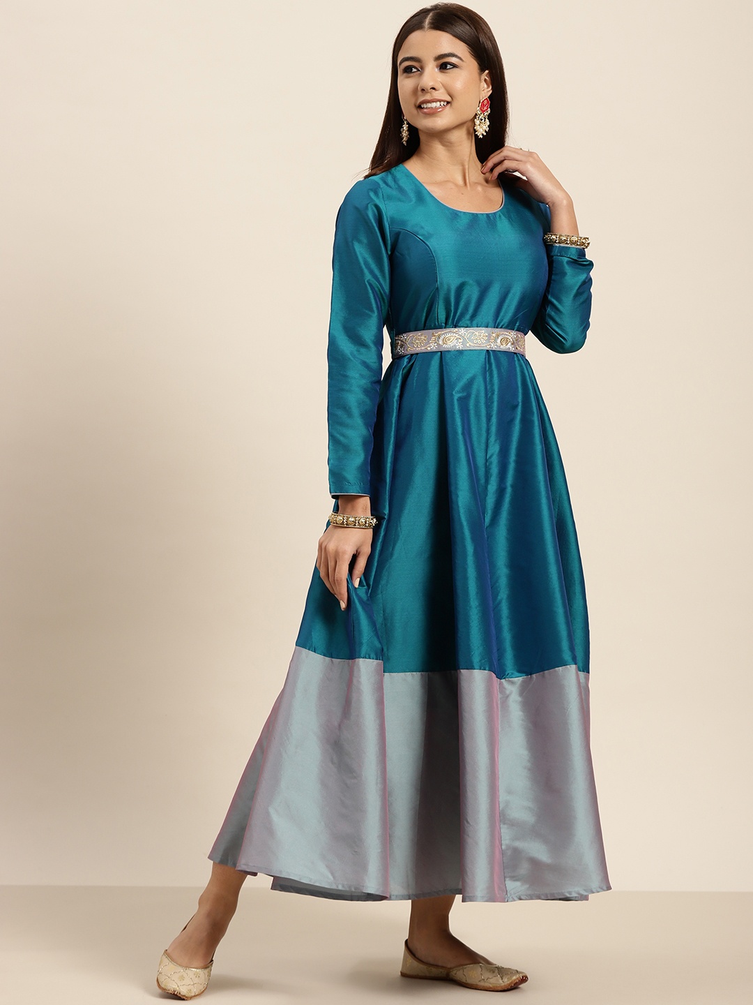 

Shae by SASSAFRAS Women Tranquil Teal Colourblocked Dress