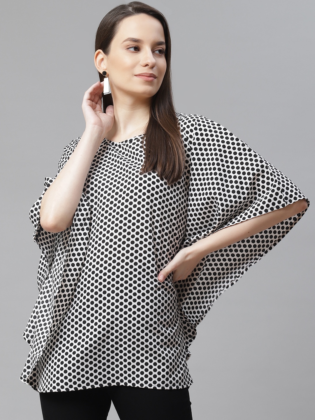 

Cottinfab Black & White Crepe Kaftan Top