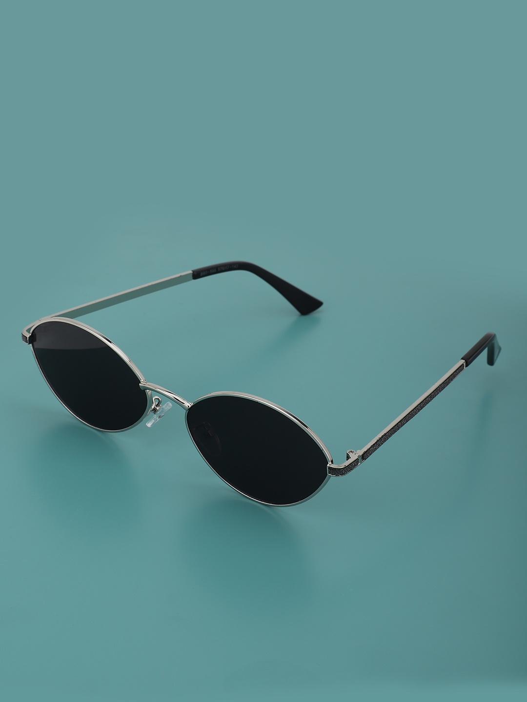 

Carlton London Women UV Protected Lens Oval Sunglasses, Black