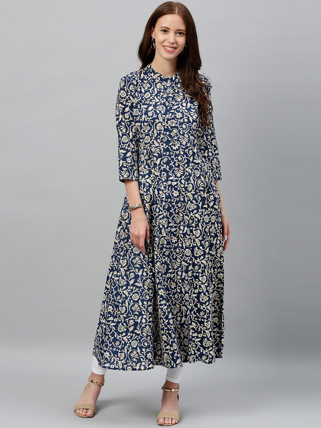 

kipek Women Navy Blue Printed Keyhole Neck Mirror Work Kurta