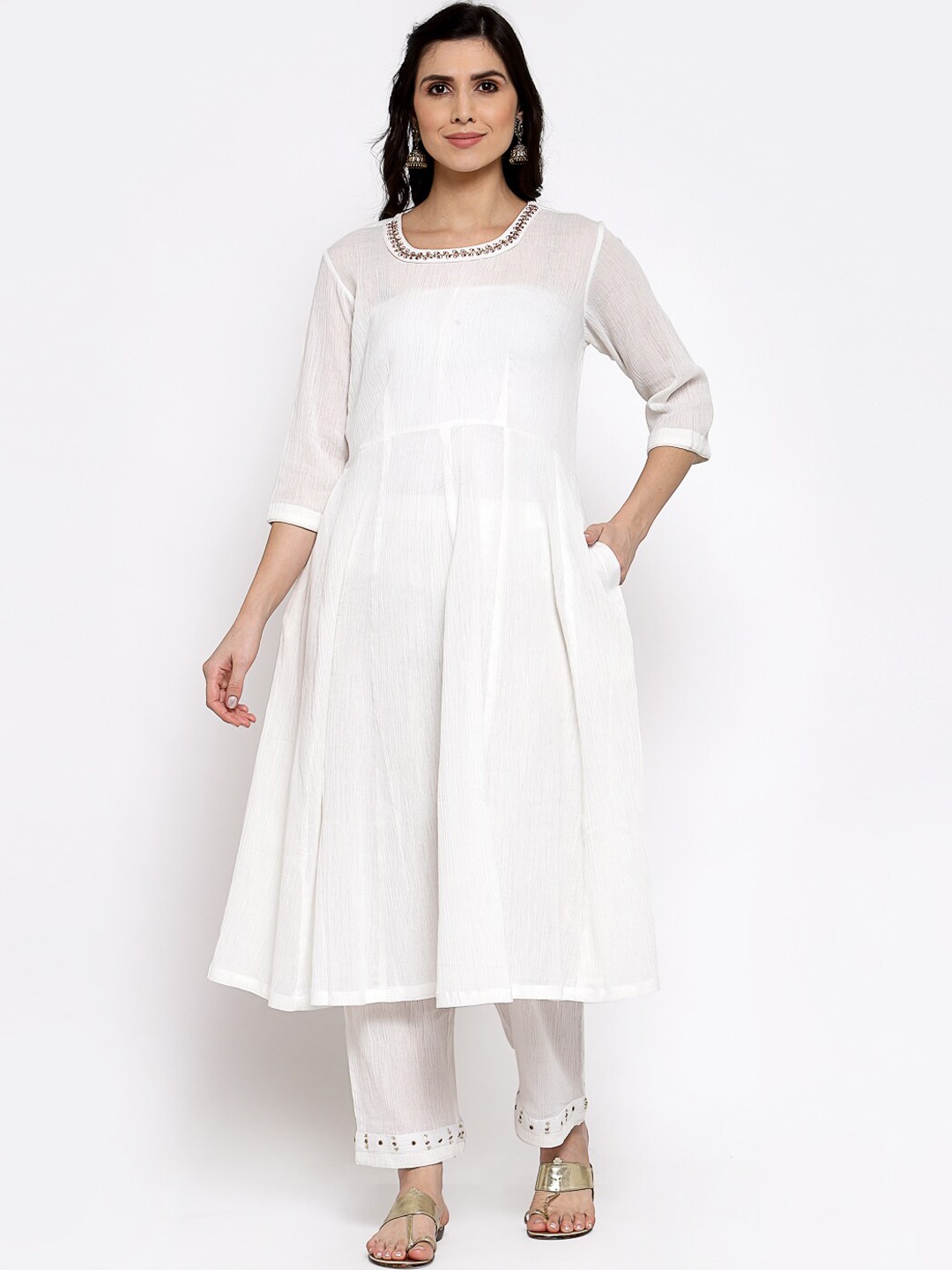 

DART STUDIO Women White Regular Pure Cotton Kurta with Palazzos