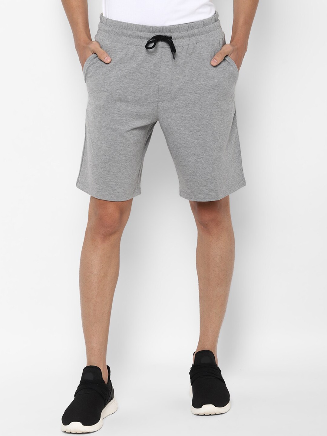 

FOREVER 21 Men Grey Sports Shorts