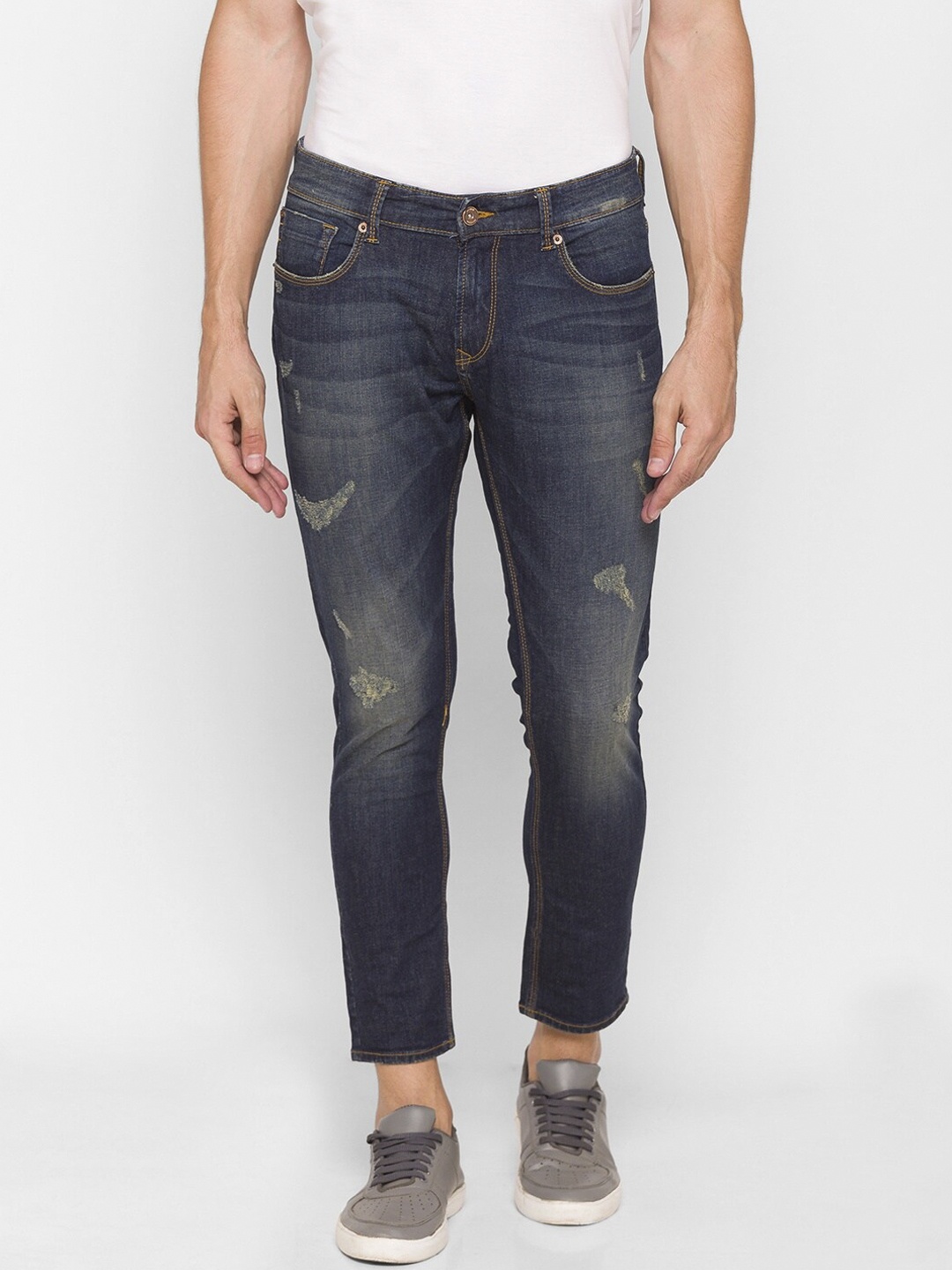 

SPYKAR Men Blue Slim Fit Mildly Distressed Light Fade Jeans