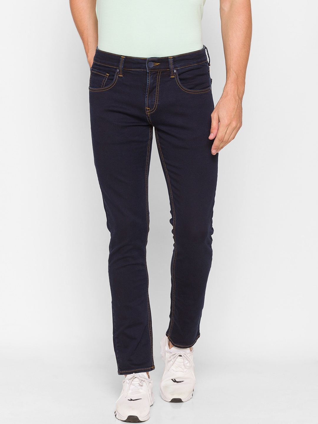 

SPYKAR Men Blue Relaxed Fit Jeans