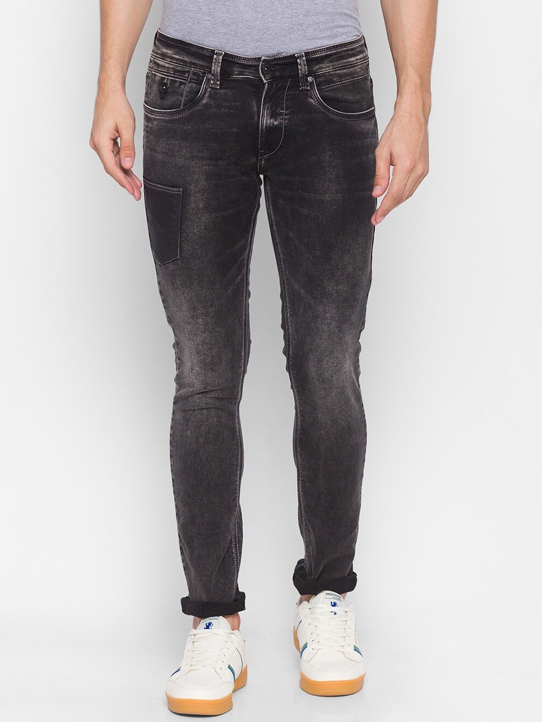 

SPYKAR Men Black Skinny Fit Low-Rise Low Distress Heavy Fade Jeans