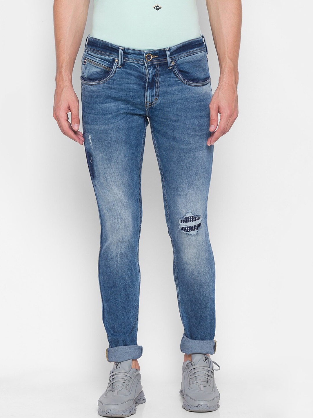 

SPYKAR Men Blue Skinny Fit Low-Rise Mildly Distressed Heavy Fade Jeans