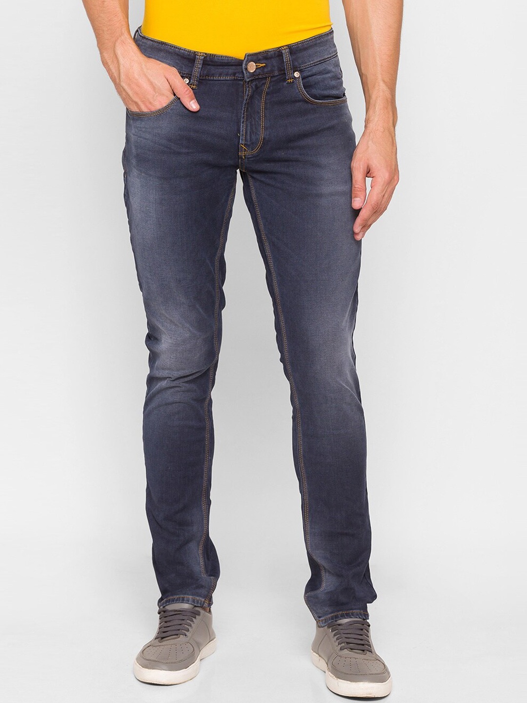 

SPYKAR Men Grey Skinny Fit Low-Rise Light Fade Jeans