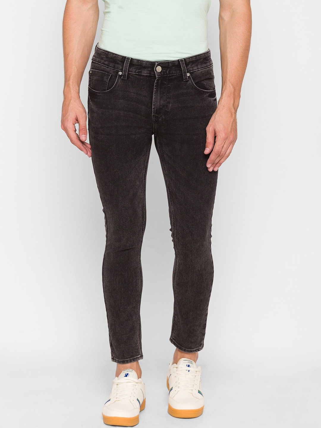 

SPYKAR Men Black Slim Fit Jeans