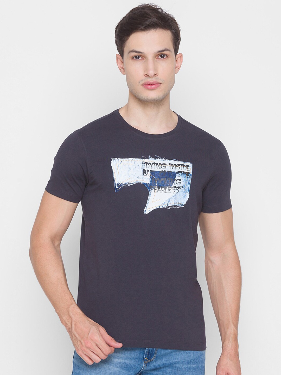 

SPYKAR Men Black Printed Slim Fit T-shirt