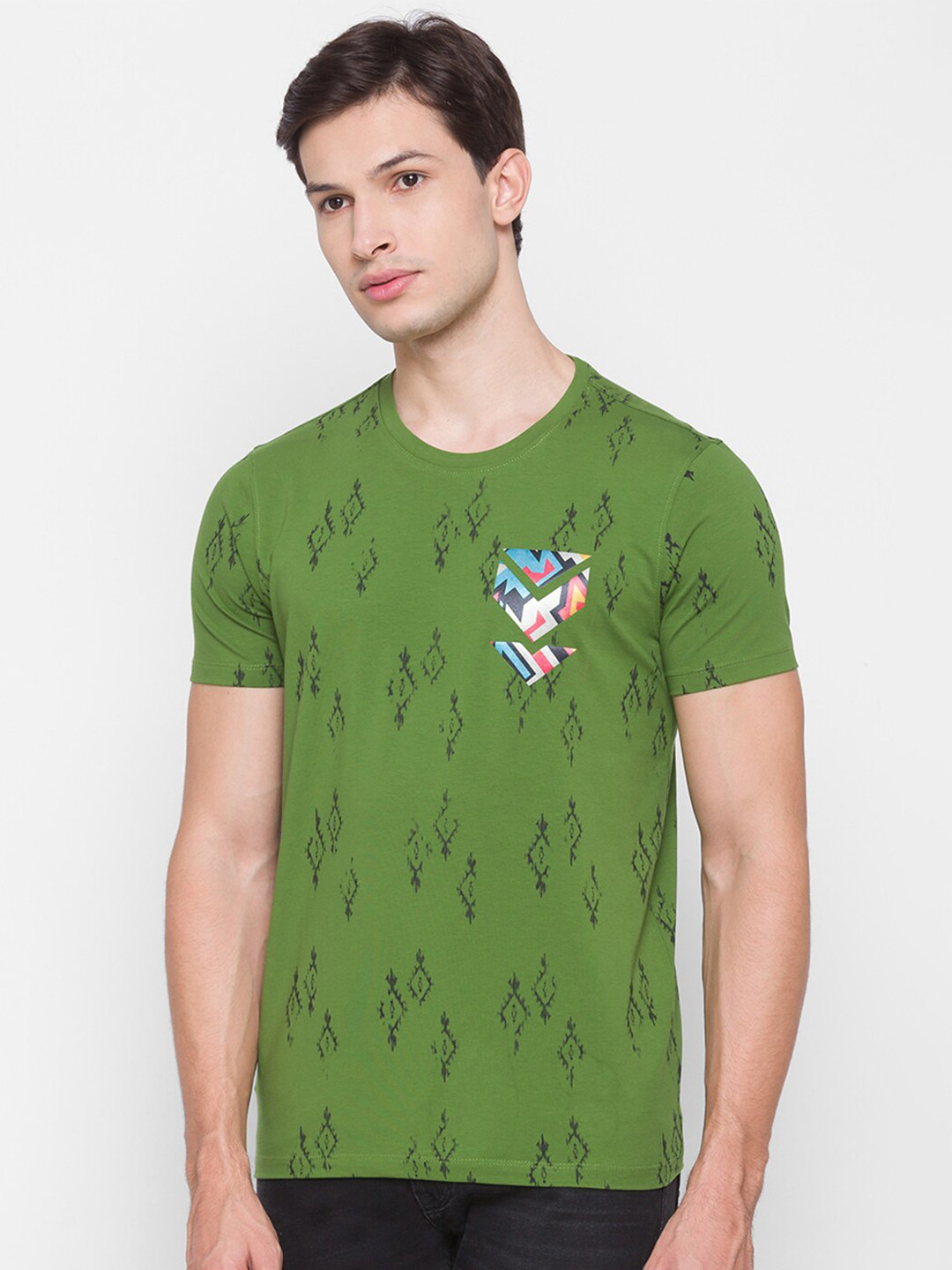 

SPYKAR Men Printed Slim Fit Cotton T-shirt, Green