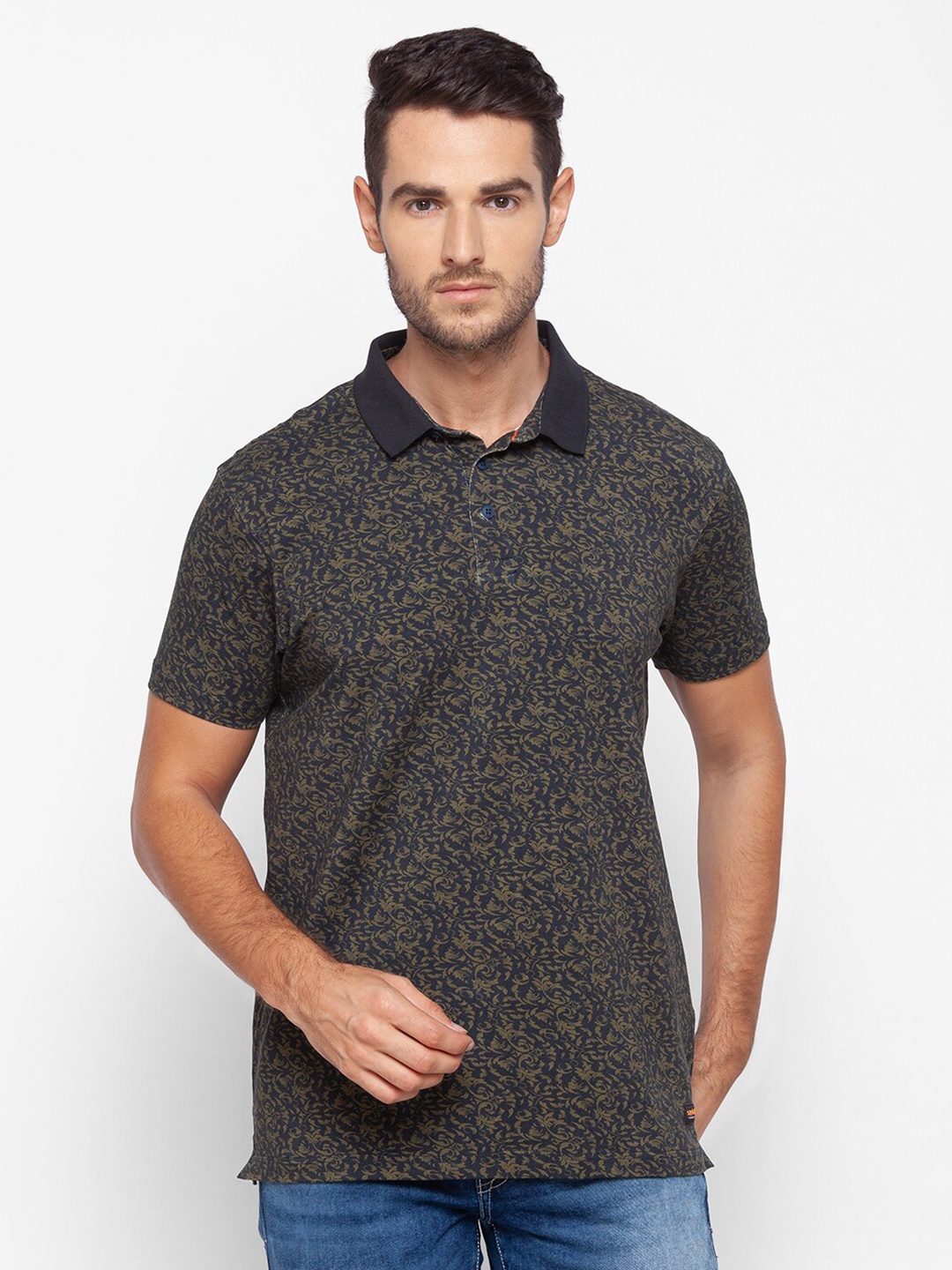 

SPYKAR Men Green Floral Printed Polo Collar Slim Fit T-shirt