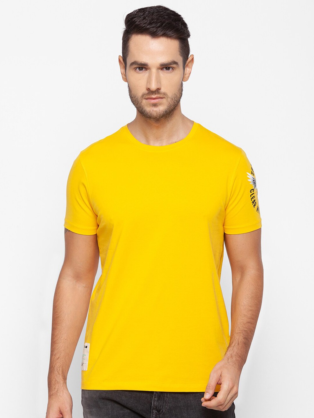 

SPYKAR Men Yellow Slim Fit T-shirt
