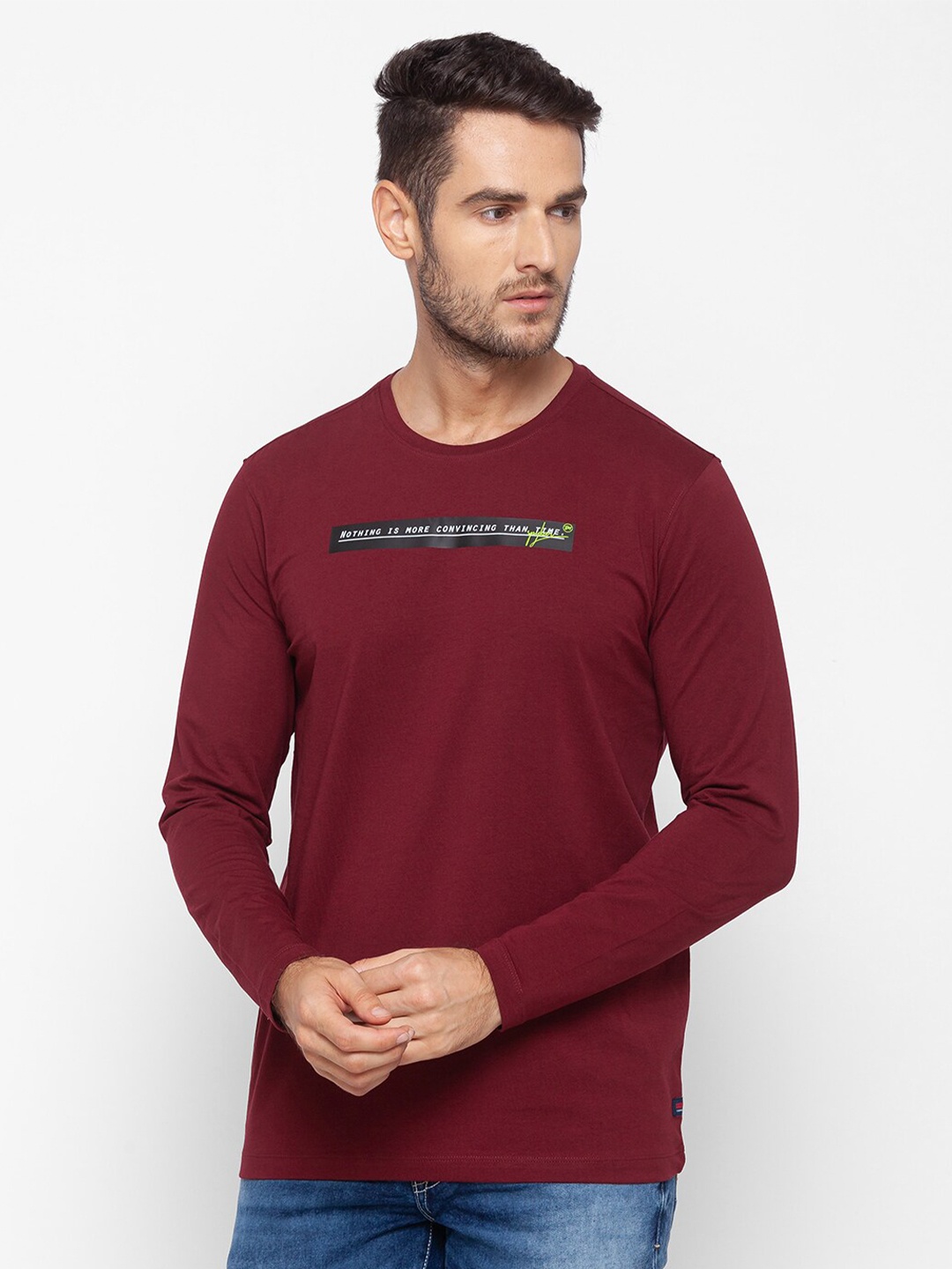 

SPYKAR Men Maroon Typography Slim Fit T-shirt