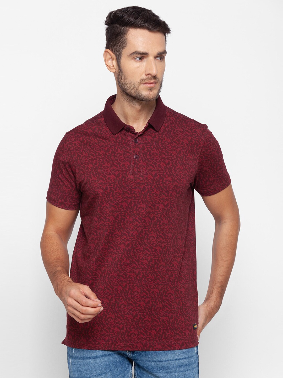 

SPYKAR Men Red Floral Printed Polo Collar Slim Fit Cotton T-shirt