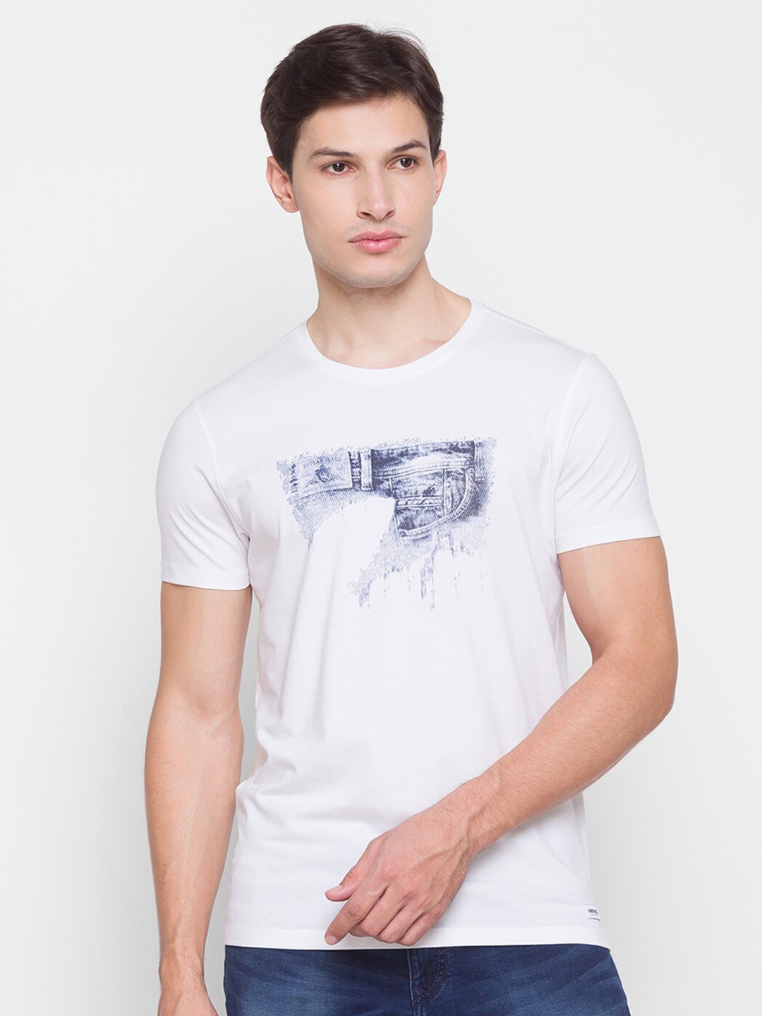 

SPYKAR Men White Printed Slim Fit T-shirt