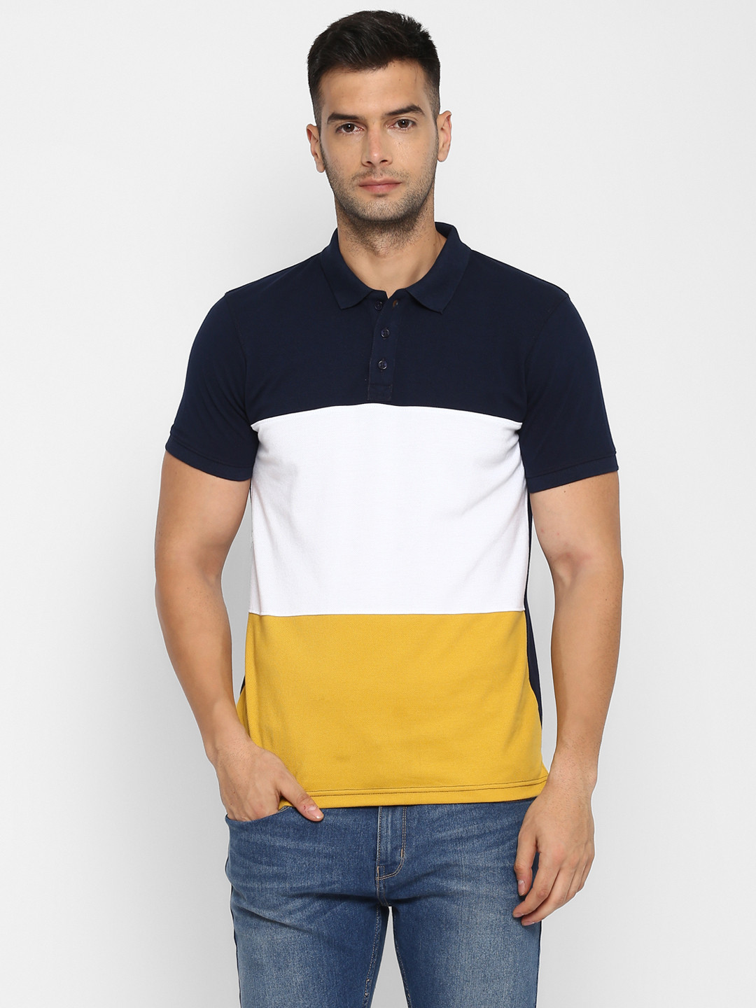 

Red Chief Men Navy Blue Colourblocked Pockets T-shirt