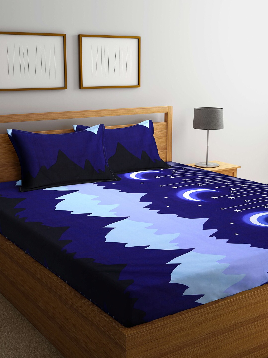 

Arrabi Unisex Blue Graphic