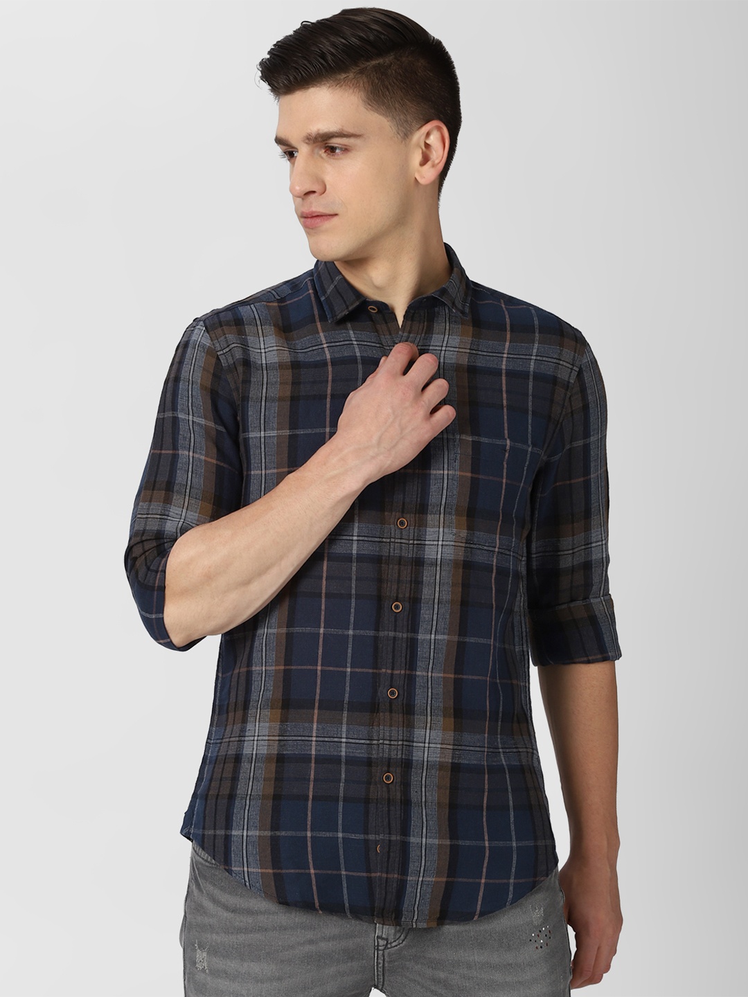 

Peter England Casuals Men Navy Blue & Brown Opaque Checked Cotton Linen Casual Shirt