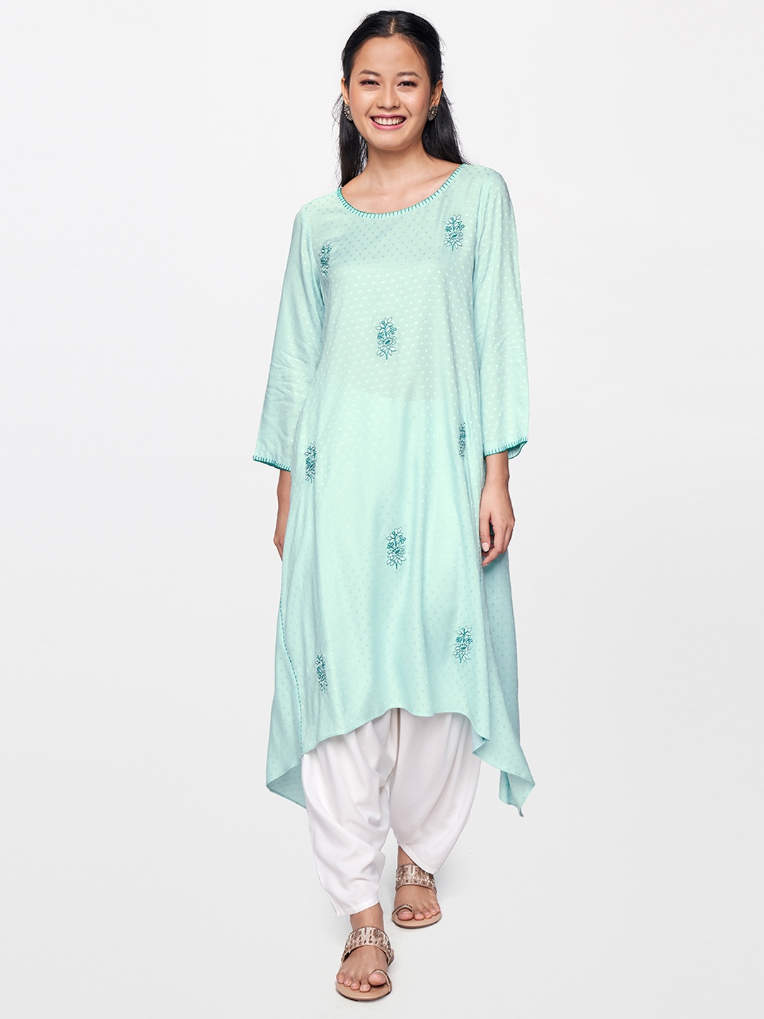 

Global Desi Women Sea Green Woven Design Floral Thread Work Kurta