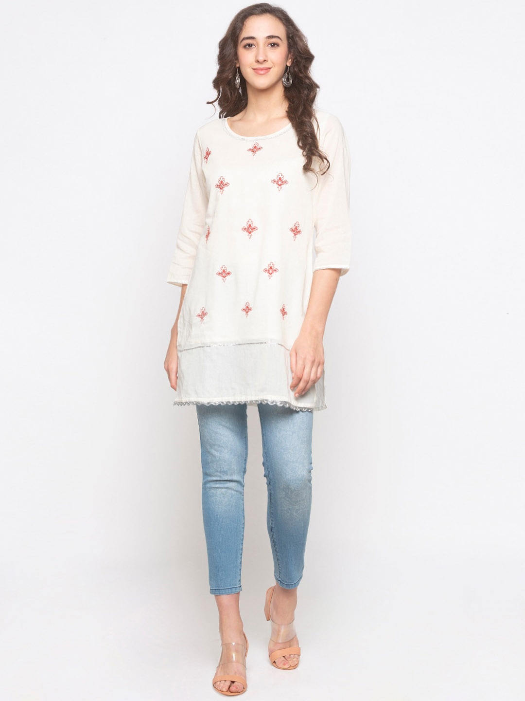 

Globus Women White & Red Ethnic Motifs Embroidered Thread Work Kurti