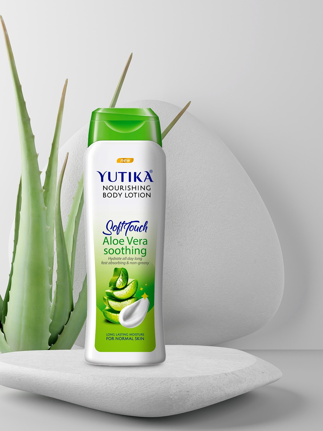 

YUTIKA Nourishing Body Lotion Soft Touch Aloe Vera Soothing - 500 ml, Green