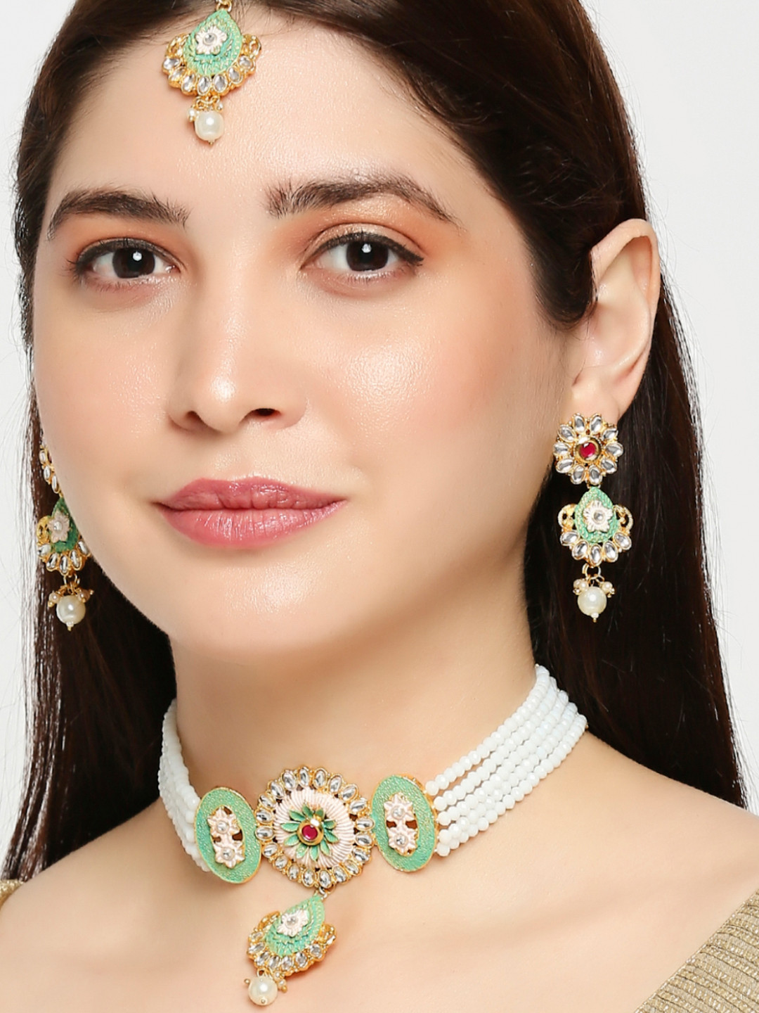 

OOMPH Gold-Toned & Green Kundan-Studded & Beaded Multi-Stranded Meenakari Jewellery Set